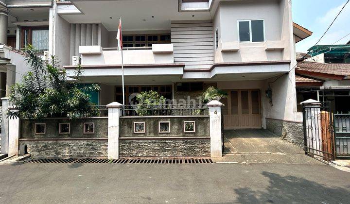 Rumah hadap taman lingkungan tenang dan nyaman harga menarik 1