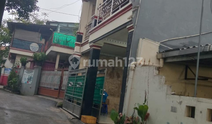 Ready-to-Occupy House in East Pejaten 2