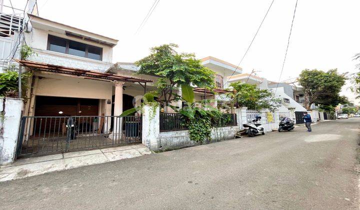 TEBET AKSES 2 MOBIL - RUMAH HITUNG TANAH 1