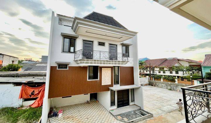 PEJATEN BARAT - 3.5 LANTAI PLUS ROOFTOP MODERN MINIMALIST 1