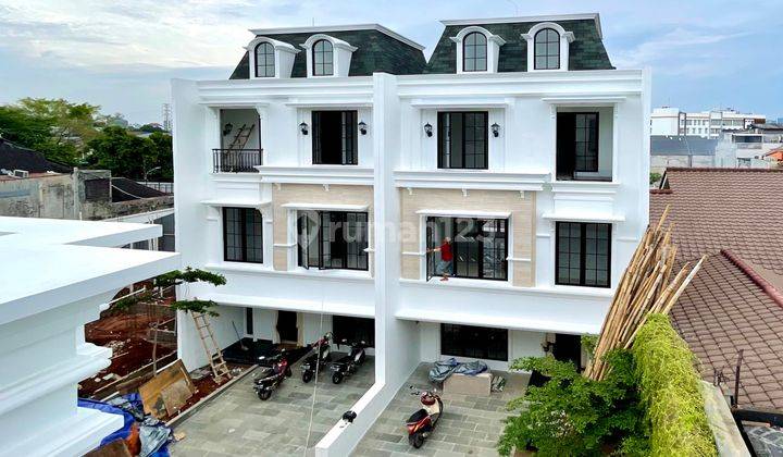 AMERICAN CLASSIC TOWNHOUSE AT DUREN TIGA KALIBATA 1