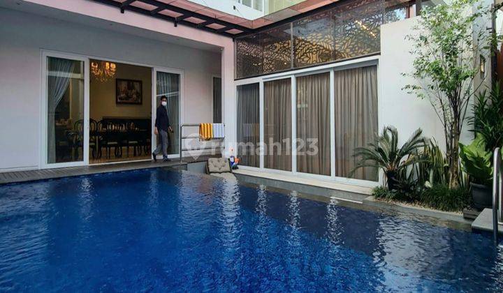 (Termewah Tebet Barat) Akses Lebar Swimming Pool 1