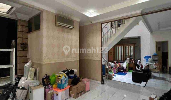 ( Akses 2 Mobil Depan Taman ) Tebet Barat Lb 350 M2  2