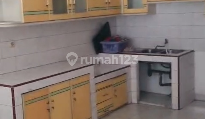 Dijual Rumah Tanjung Duren 2,5 Lantai