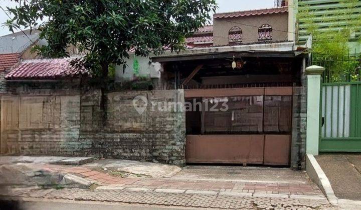 Rumah besar 1.5 lantai tanjung duren 2