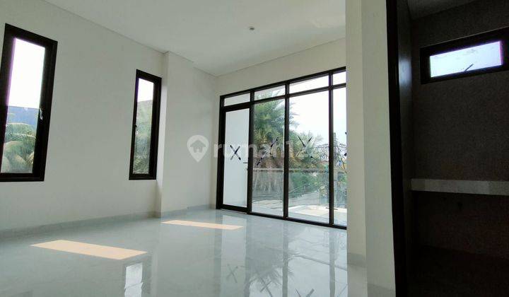 Rumah  baru2 lantai sunrise  2