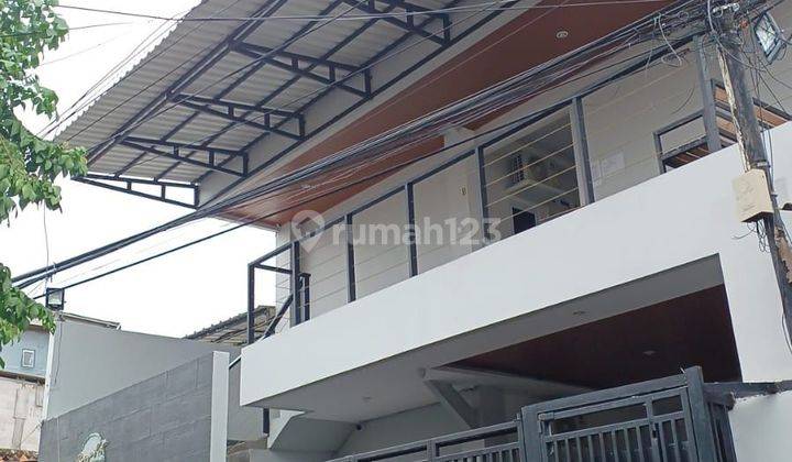 Rumah kost bagus 4 lantai Tomang 1