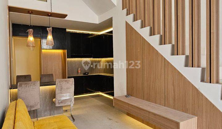 Rumah 2.5 lantai design interior 2