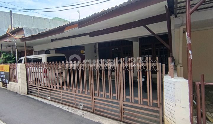 Dijual Rumah Grogol Cocok Buat Investasi Rumah Kost 1