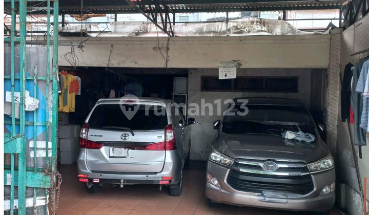 Dijual Rumah Butuh Renov Akses Jalan Raya 2