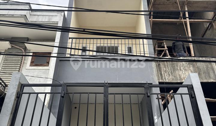 Dijual Rumah Baru Duri Kepa 3,5 Lantai