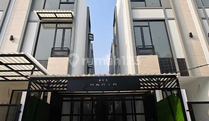 Rumah Cluster Kedoya Selatan 1