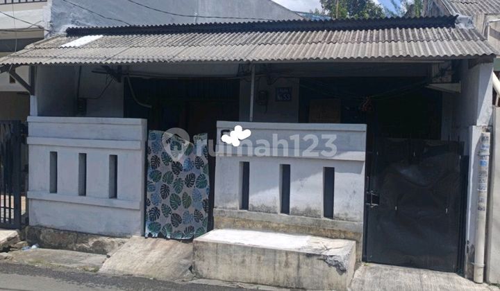 Dijual Rumah Row Jalan 2 Mobil Bebas Banjir 1