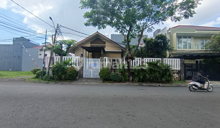 Rumah Perumahan Duta Garden Jalan Utama