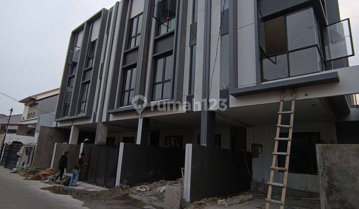 Rumah Baru Durikepa 3 Lantai 1