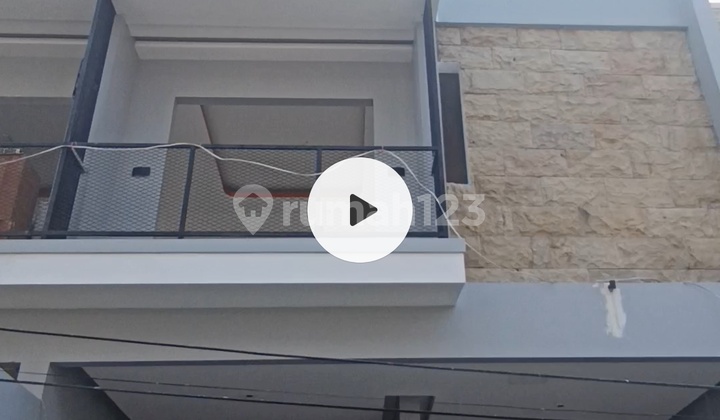 Rumah Baru Duri Kepa Akaes 2 Mobil