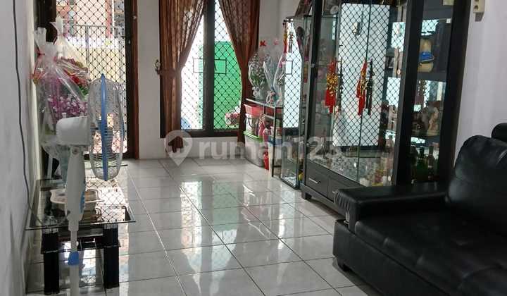 Police Housing Estate with Wide Road Access 2