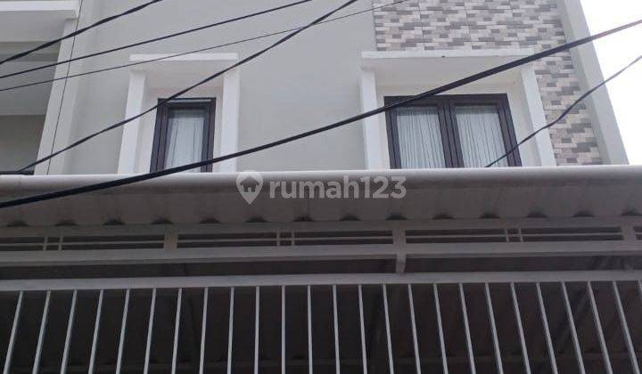 Rumah Baru Tomang 3 Lantai 2