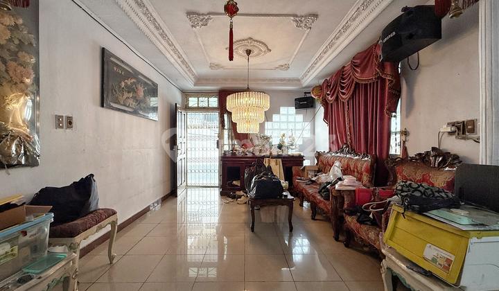 Rumah Taman Ratu Hoek Lokasi Strategis 2