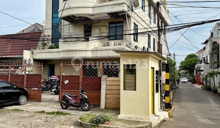 Dijual Rumah Kost Grogol Row Jalan Lebar