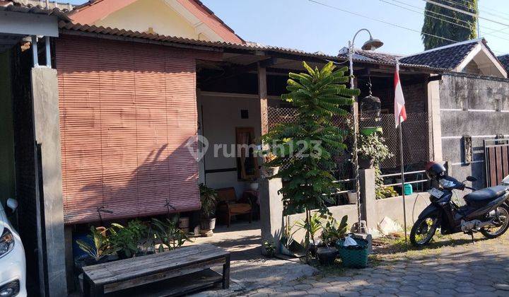 Rumah Second Dalam Perumahan Dekst Tol Gondangrejo 2