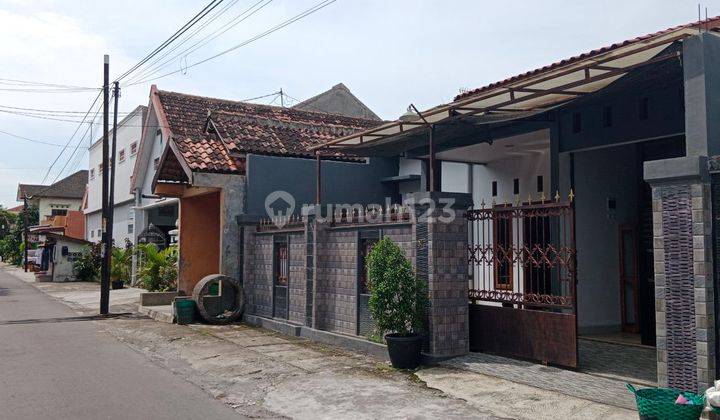 Rumah Bagus Strategis Siap Huni dekat ke Solo Baru 1