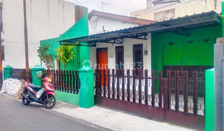 Rumah second nyaman dan aman dekat Pintu Exit Tol Klodran 2