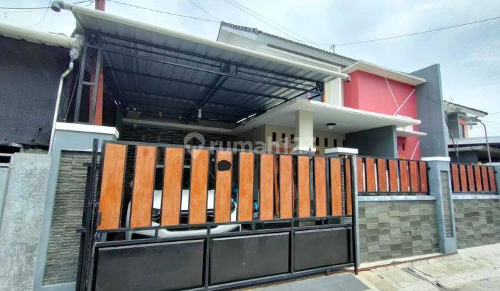 Rumah Bagus Semi Furnish di Gedongan Colomadu 1