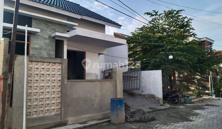 Rumah Baru bagus Proses finishing di Gedongan 2