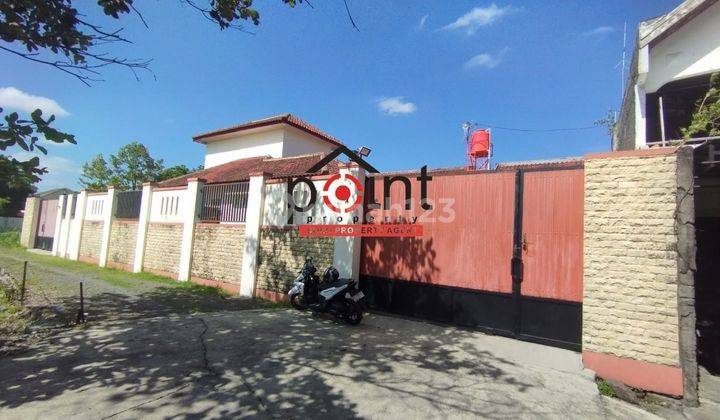 Rumah Mewah Bagus Full Furnish di Tengah Solo Kota 1