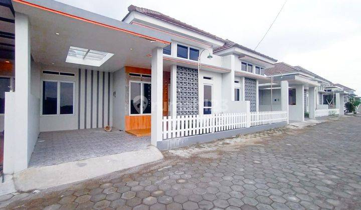 Rumah Baru Siap Huni One Gate System deket Solo Baru 2