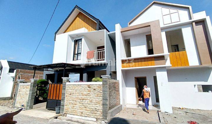 Rumah Modern Pesan bagun  dekat Kota Karanganyar 1