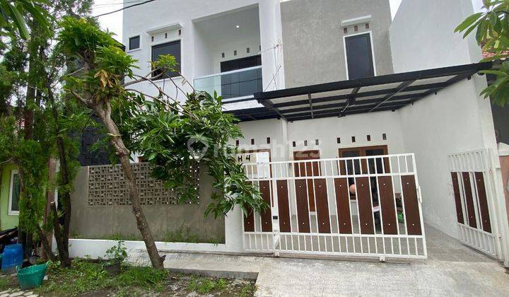 Rumah Cantik 2 Lantai Furnish dekat Luwes Gentan 