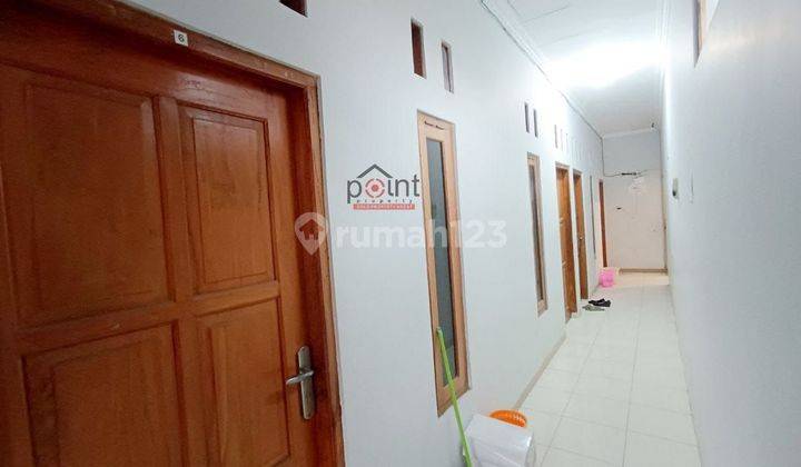 Rumah Kost dan  Rumah induk Aktif 2 Lantai dekat UNS 2