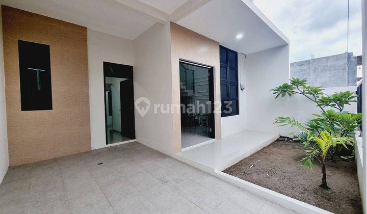 Rumah Minimalis Modern Bagus 2 Lantai di Gentan 2