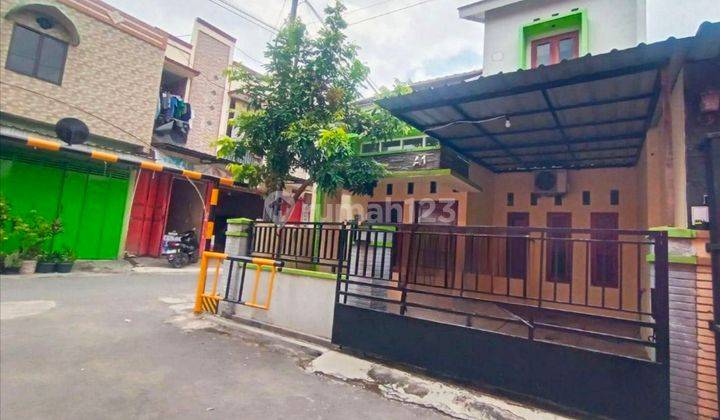 Rumah Hook Bagus Siap Huni dekat PT. Konimex  2