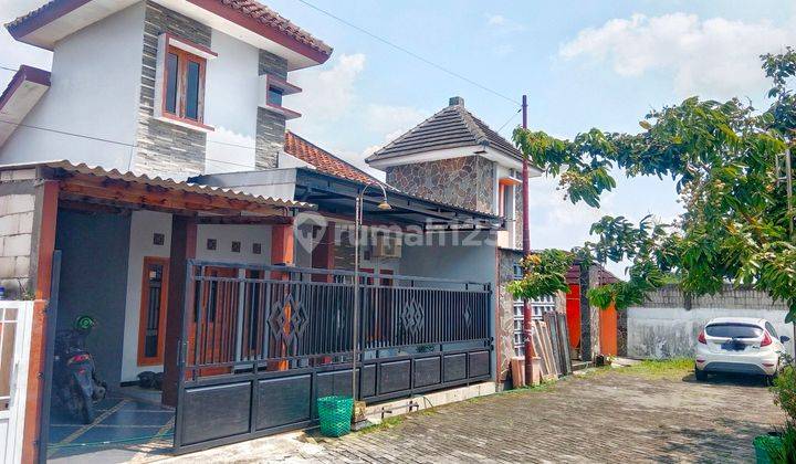 Rumah second bagus dekat ke Indogrosir Jaten Karanganyar 2
