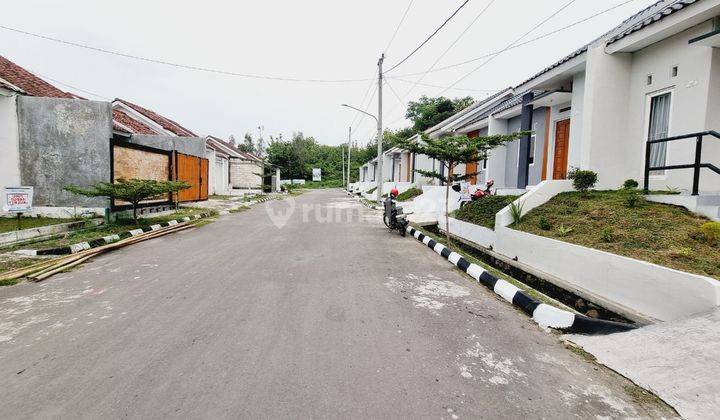 Rumah Cantik  Ready dan Murah di Gondangrejo Karanganyar 2