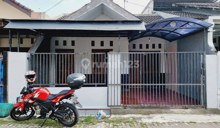 Rumah nyaman di perumahan dekat ke Bandara 1