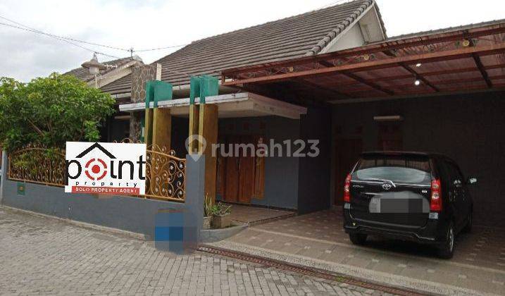 Rumah Cluster Bagus Include Furnish dekat UMS 1