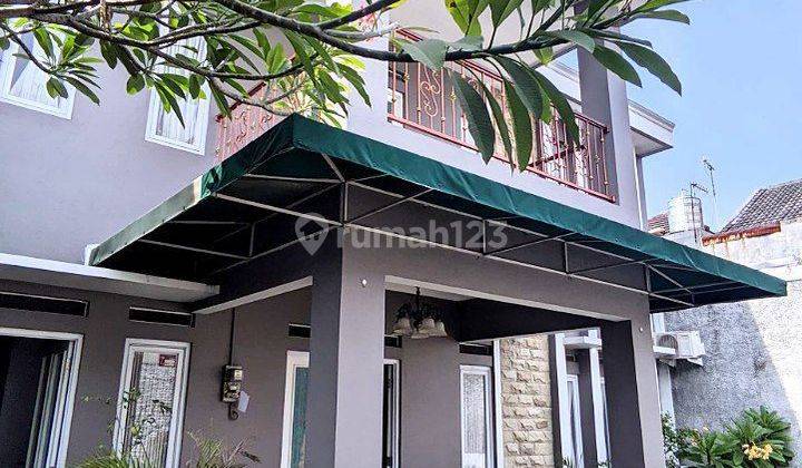 Rumah Mewah Murah 2 Lantai Plus Furnish Di Pusat Solo 2