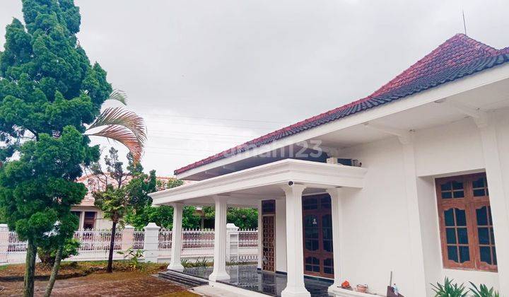 Rumah Hook Luas Nyaman Deket Hotel Alila Solo 2