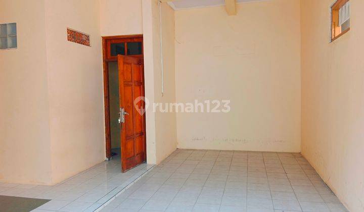 Rumah Second Strategis Dekat Mall Solo Squre 2