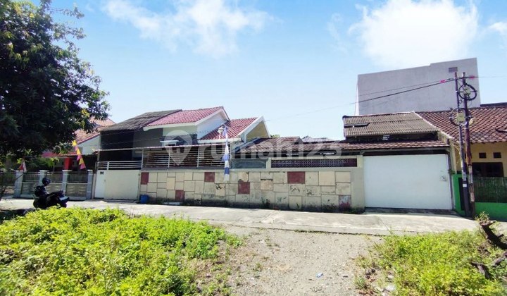 Rumah Luas Dalam Perumahan Dekat Kampus Akfist 2