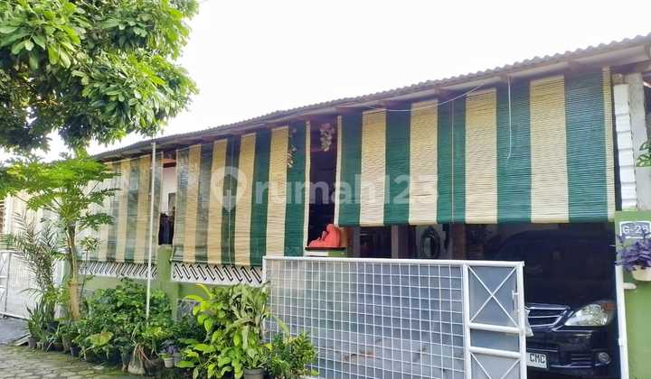 Rumah Nyaman One Gate System Dekat Hotel Alana