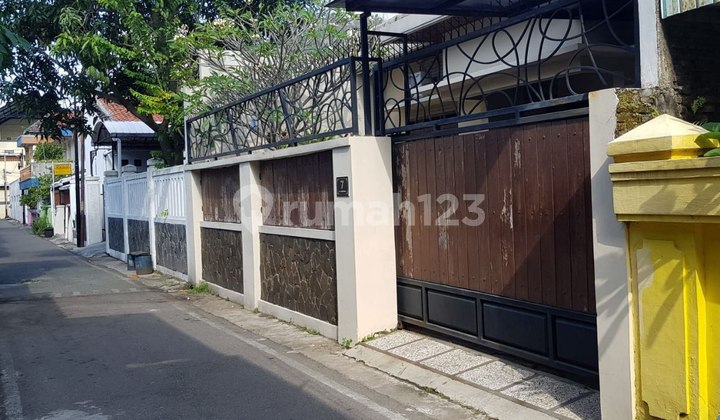 Rumah Bagus Full Furnish Dekat Hitel Alana 1