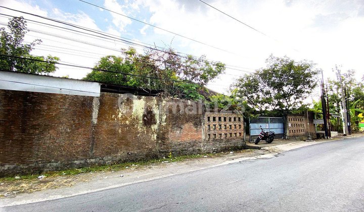 Land Calculation House by the Main Road Near Klodran Toll Land Calculation House by the Main Road Near Klodran Toll