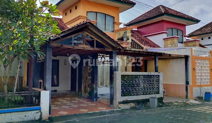 Rumah Cluster Bagus One Gate System Nyaman Di Colomadu Rumah Cluster Bagus One Gate System Nyaman Di Colomadu