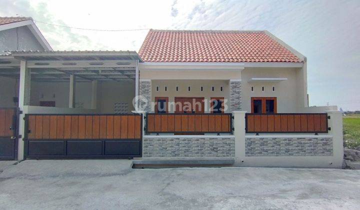 Rumah Baru Gress Siap Huni Deket Ke Solo Baru  2