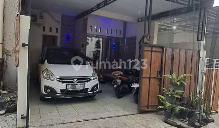 Nice Ready-to-Occupy House in Kadipiro Banjarsari Nice Ready-to-Occupy House in Kadipiro Banjarsari